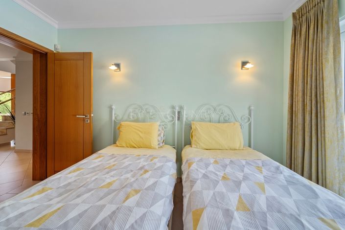 Image No.47-4 Bed Villa for sale