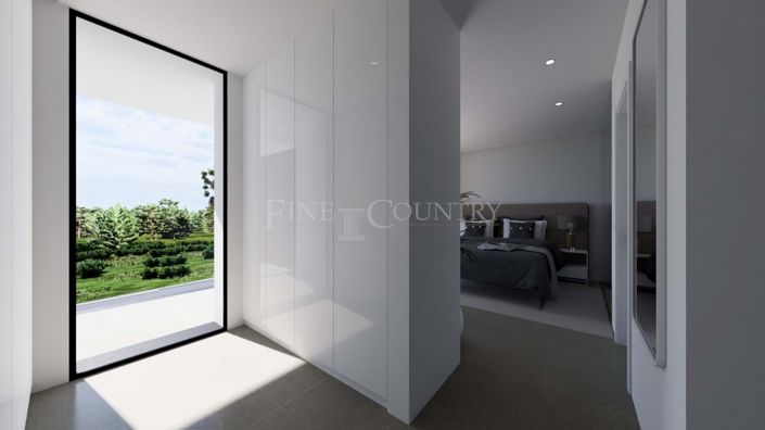 Image No.42-4 Bed Villa for sale