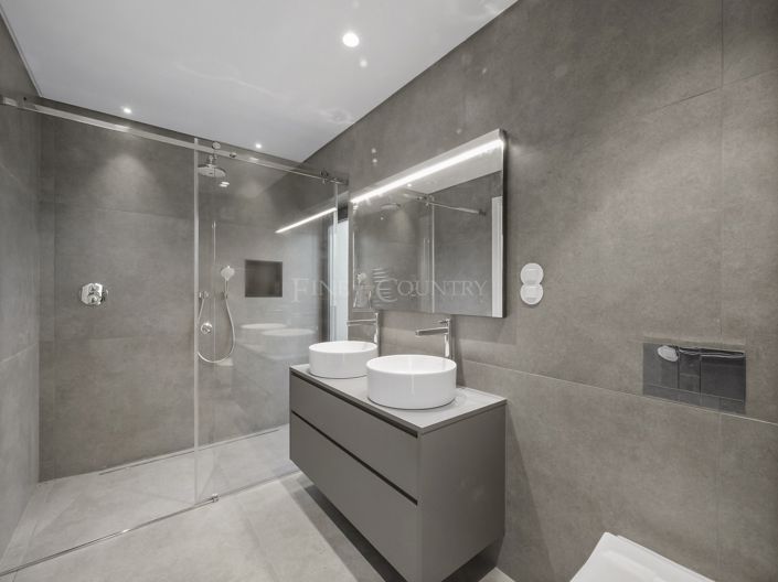 Image No.22-4 Bed Villa for sale