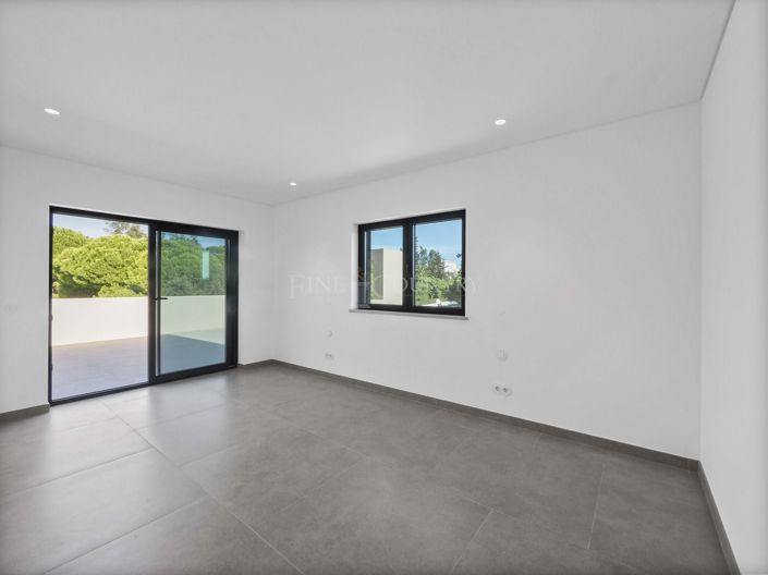 Image No.30-4 Bed Villa for sale