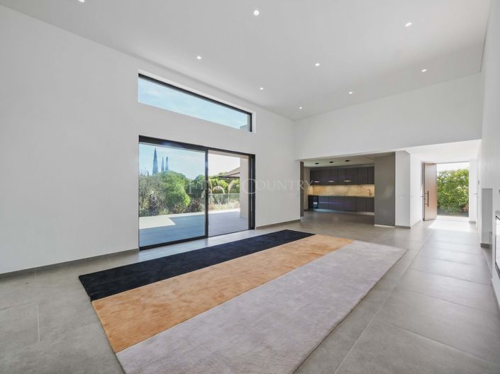 Image No.7-4 Bed Villa for sale