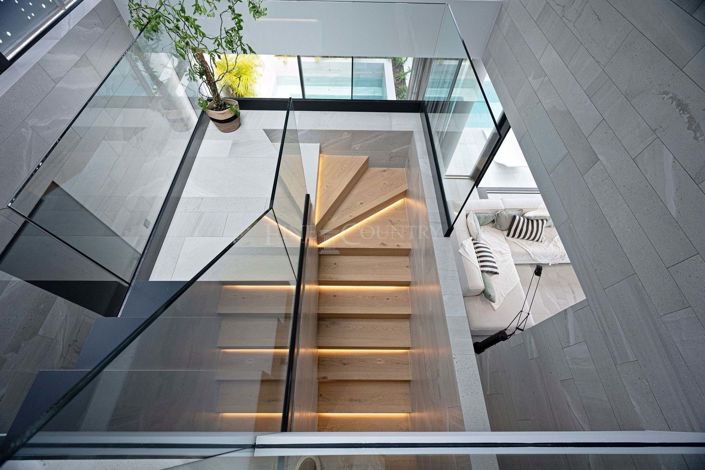 Image No.32-3 Bed Property for sale