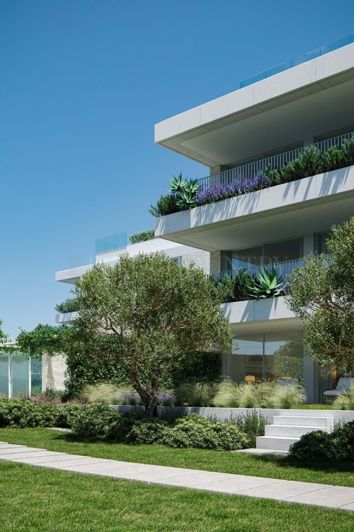 Image No.10-3 Bed Apartment for sale