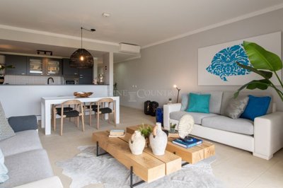 2104-339096-b952a8cbdbc2fd66601ce91bb265b9cce