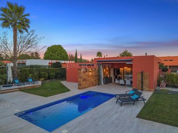 2104-363907-b952a8cbdbc2fd66601ce91bb265b9cce