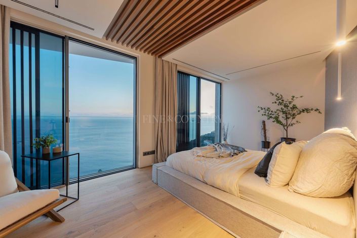 Image No.36-3 Bed Property for sale