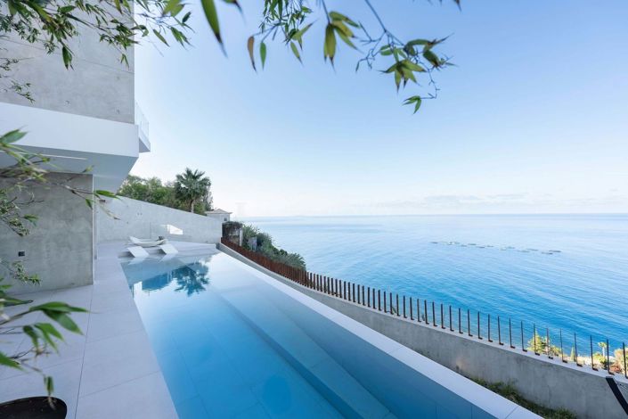 Image No.4-3 Bed Property for sale