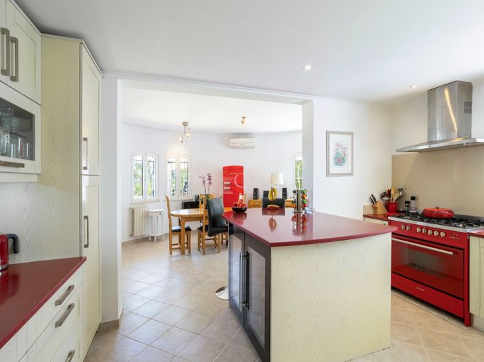 Image No.9-4 Bed Villa for sale