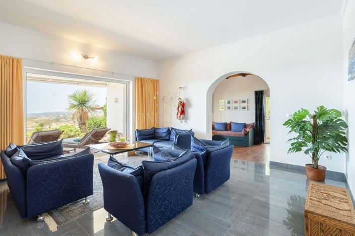 Image No.4-4 Bed Villa for sale