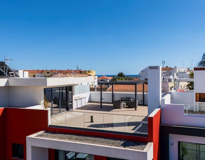 Image No.26-3 Bed Apartment for sale