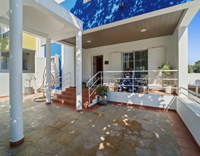 Image No.46-5 Bed Townhouse for sale