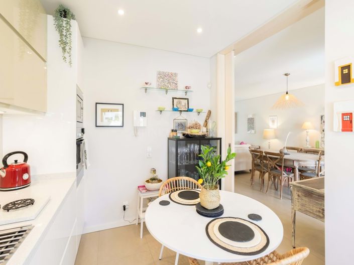 Image No.12-3 Bed Semi-Detached for sale