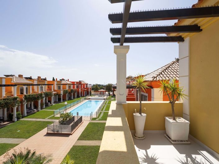 Image No.18-3 Bed Semi-Detached for sale