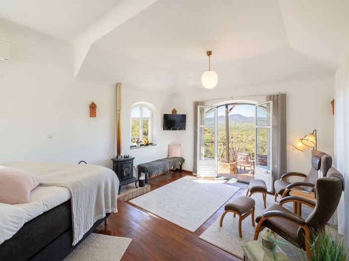 Image No.19-4 Bed Villa for sale