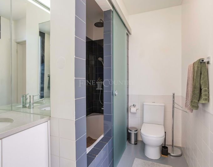 Image No.12-2 Bed Apartment for sale