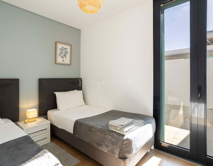 Image No.19-2 Bed Apartment for sale