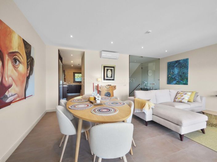 Image No.4-2 Bed Townhouse for sale