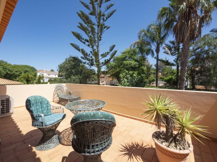 Image No.23-3 Bed Property for sale