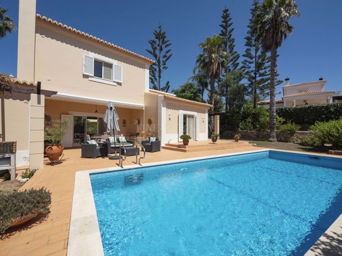 Image No.25-3 Bed Property for sale