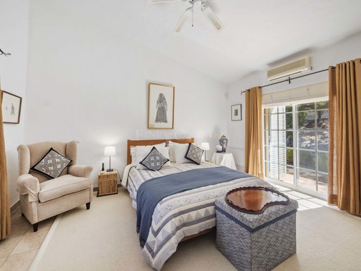 Image No.26-4 Bed Villa for sale