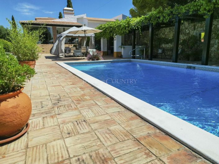 Image No.42-4 Bed Villa for sale