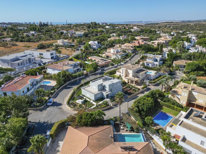 Image No.40-4 Bed Villa for sale