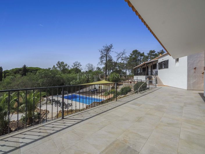 Image No.17-4 Bed Property for sale