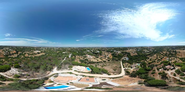 Image No.30-4 Bed Property for sale