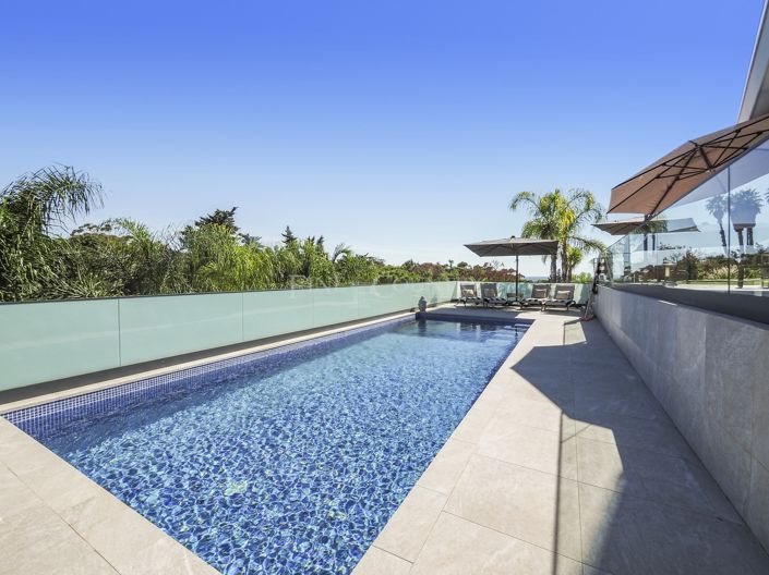 Image No.46-4 Bed Property for sale