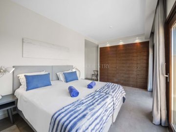 2104-359460-14d4e763c151089fe37f379b2f9be1ace