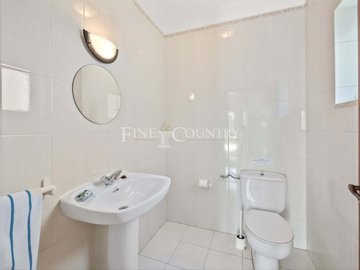 2104-360994-14d4e763c151089fe37f379b2f9be1ace