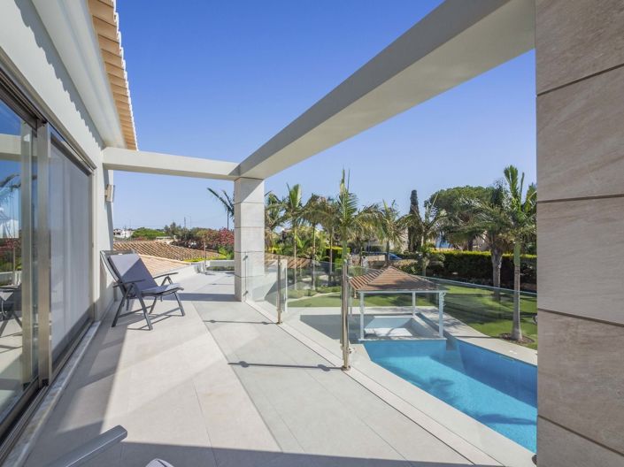 Image No.28-3 Bed Property for sale