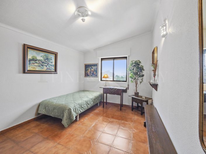 Image No.22-3 Bed Apartment for sale