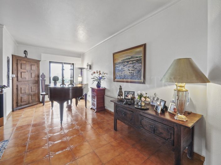 Image No.7-3 Bed Apartment for sale