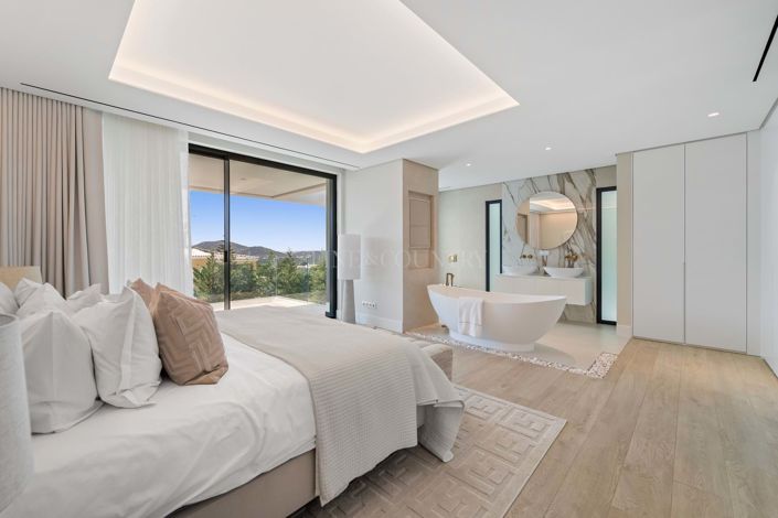 Image No.47-4 Bed Villa for sale