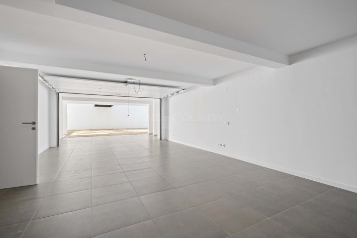 Image No.42-4 Bed Villa for sale