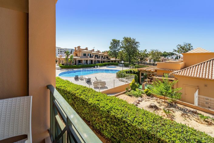 Image No.29-2 Bed Townhouse for sale