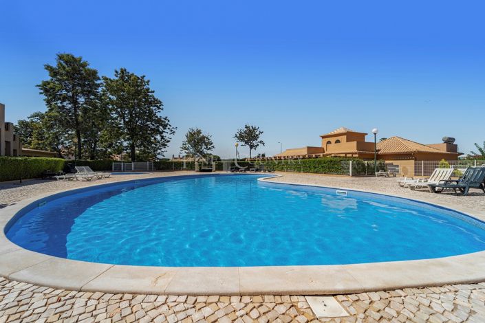 Image No.7-2 Bed Townhouse for sale