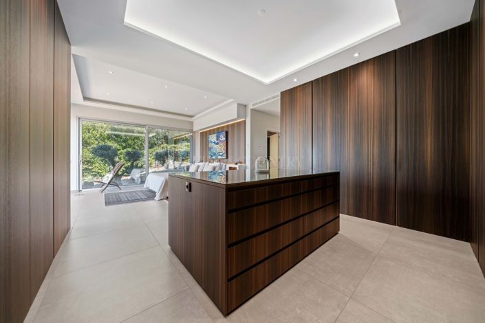 Image No.12-3 Bed Villa for sale