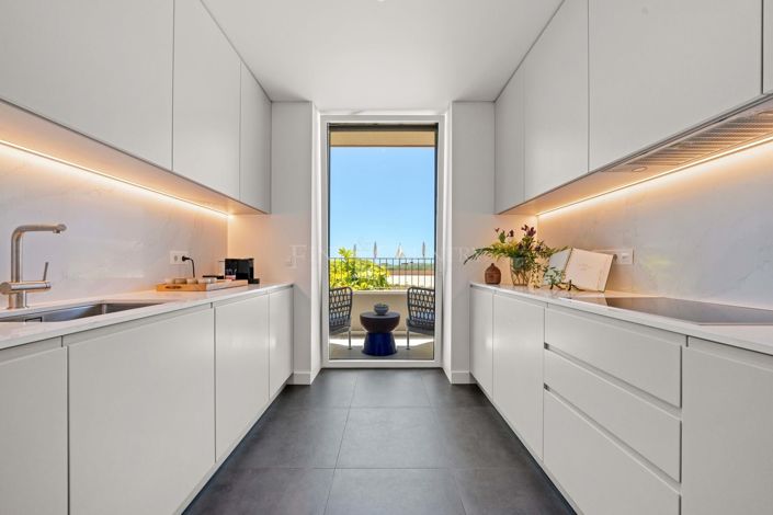 Image No.11-2 Bed Apartment for sale