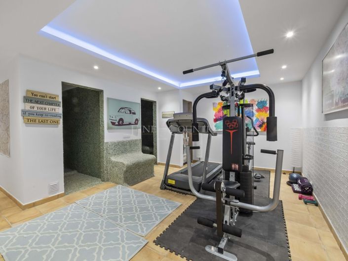 Image No.22-4 Bed Property for sale