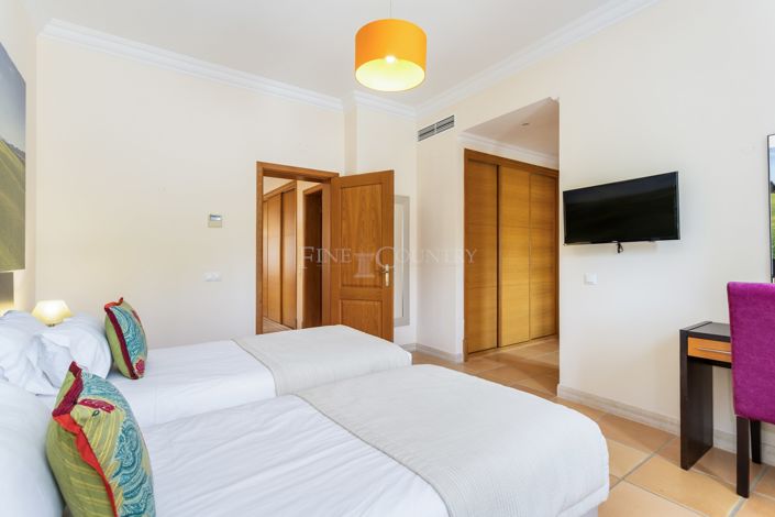 Image No.14-3 Bed Semi-Detached for sale