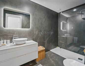 2104-356245-b952a8cbdbc2fd66601ce91bb265b9cce