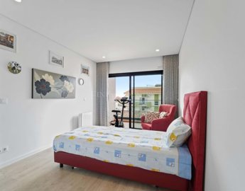 2104-356245-b952a8cbdbc2fd66601ce91bb265b9cce