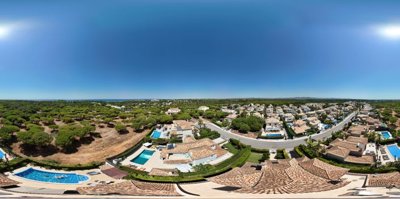 2104-126471-b952a8cbdbc2fd66601ce91bb265b9cce