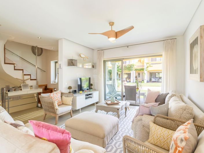 Image No.9-3 Bed Semi-Detached for sale