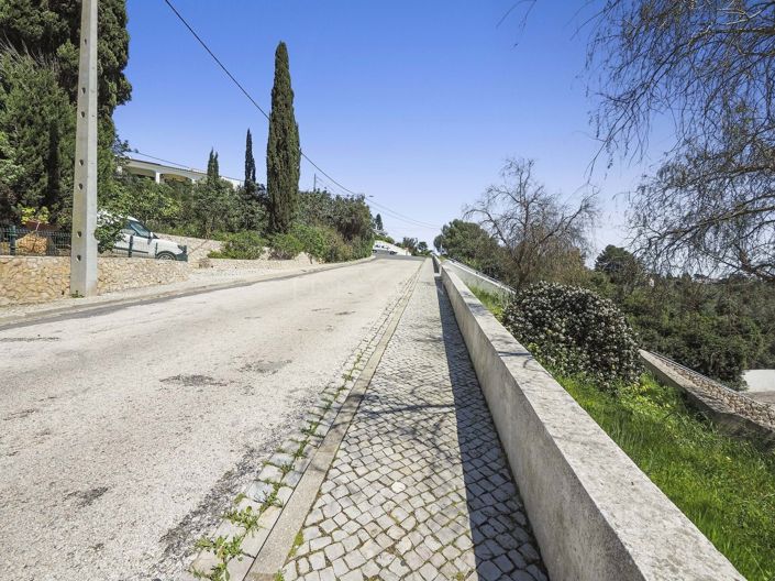 Image No.47-4 Bed Property for sale