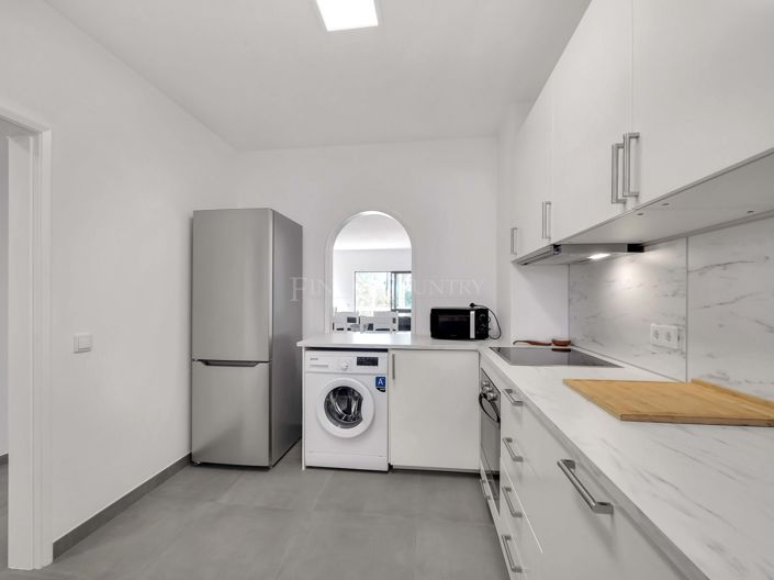 Image No.8-2 Bed Apartment for sale