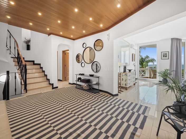 Image No.42-7 Bed Property for sale