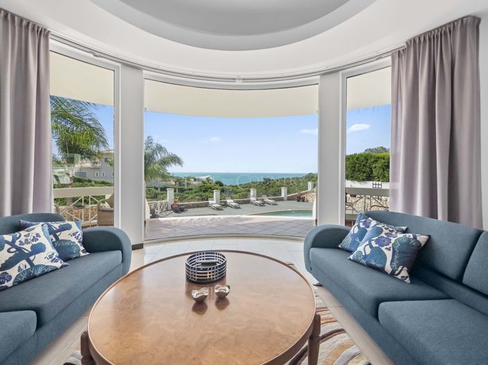 Image No.44-7 Bed Property for sale